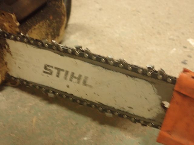 577953-9 Chainsaw STIHL 023