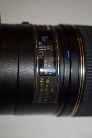 615330-6 Canon camera DS126201 with Tamron Lens