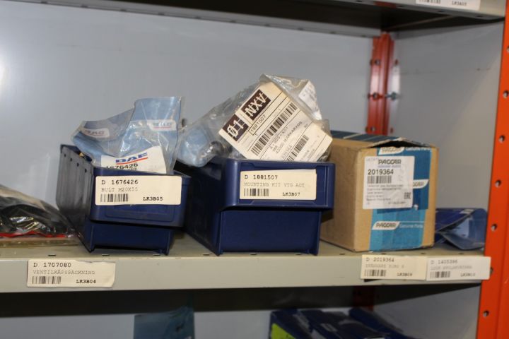 605601-14 Spare parts stock for DAF and MAN trucks