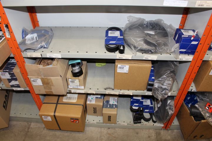 605601-16 Spare parts stock for DAF and MAN trucks