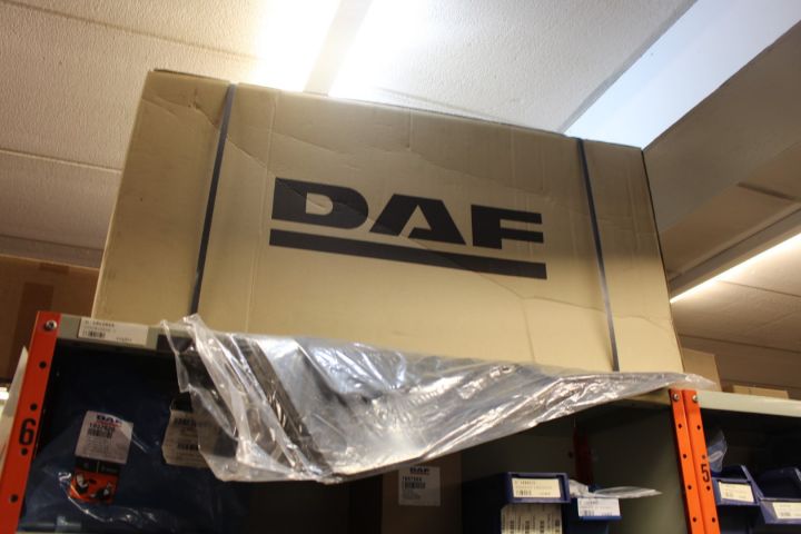 605601-34 Spare parts stock for DAF and MAN trucks