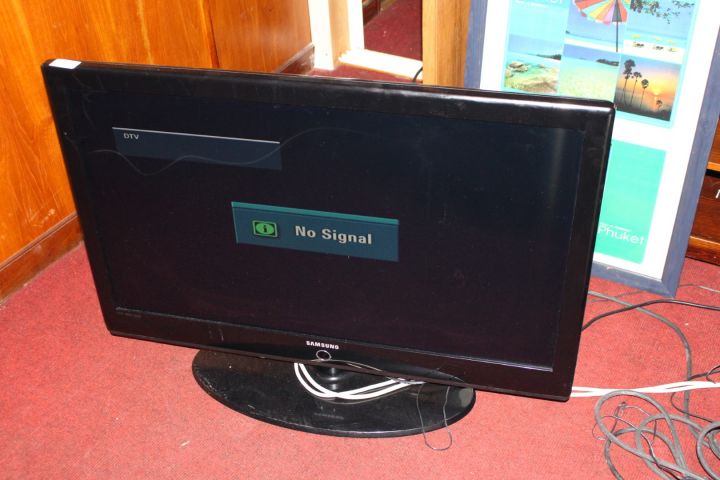 595079-1 LCD-TV Samsung 40" LE40M86BD