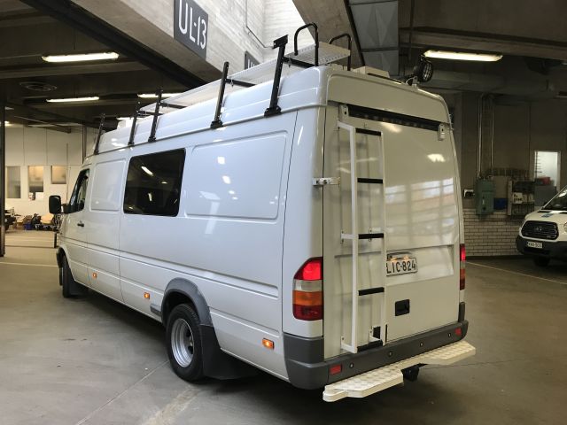 615477-4 Mercedes-Benz 412 D Sprinter truck - No reserve!