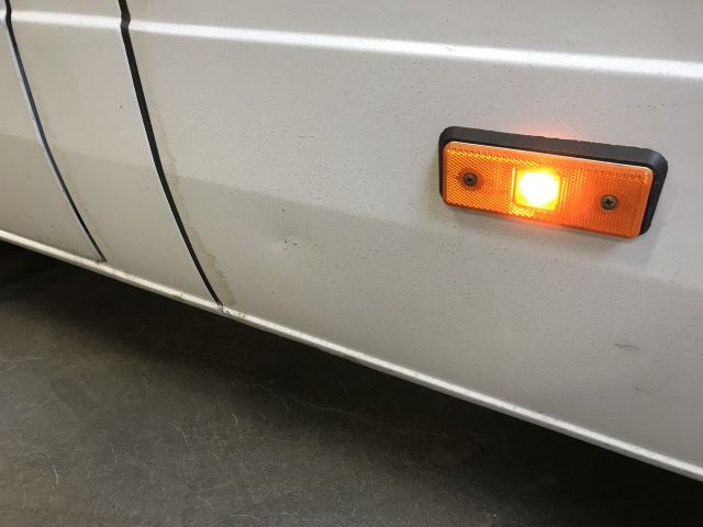 615477-14 Mercedes-Benz 412 D Sprinter truck - No reserve!