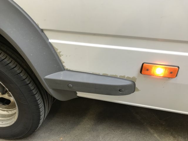 615477-19 Mercedes-Benz 412 D Sprinter truck - No reserve!