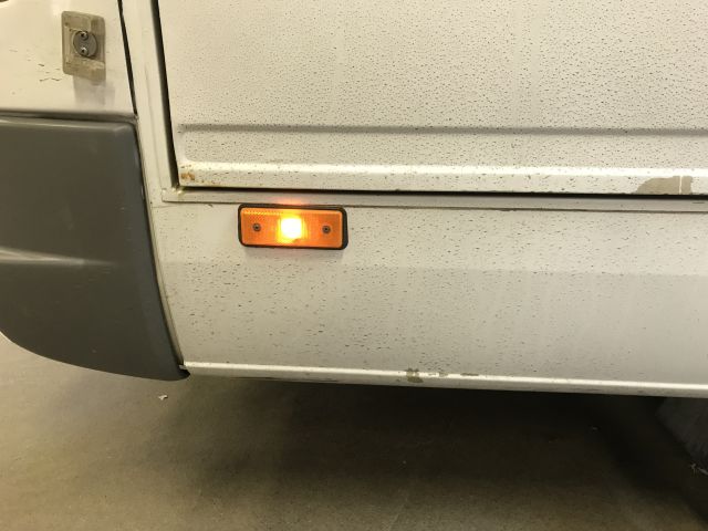 615477-18 Mercedes-Benz 412 D Sprinter truck - No reserve!