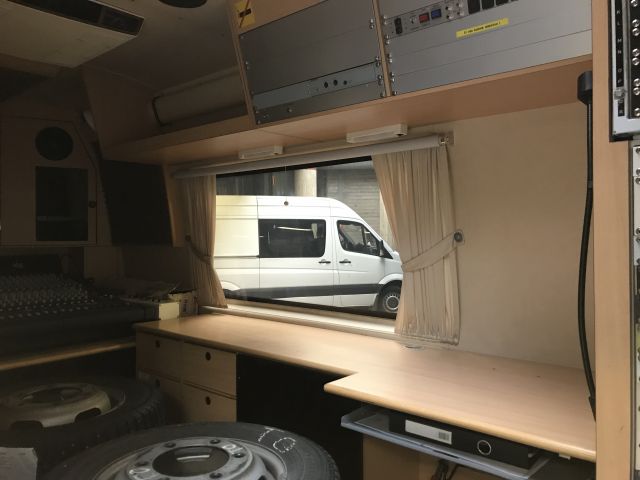 615477-41 Mercedes-Benz 412 D Sprinter truck - No reserve!