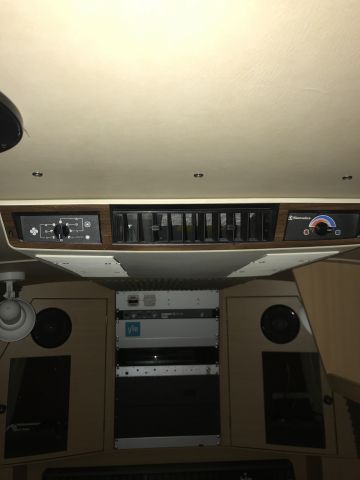 615477-43 Mercedes-Benz 412 D Sprinter truck - No reserve!