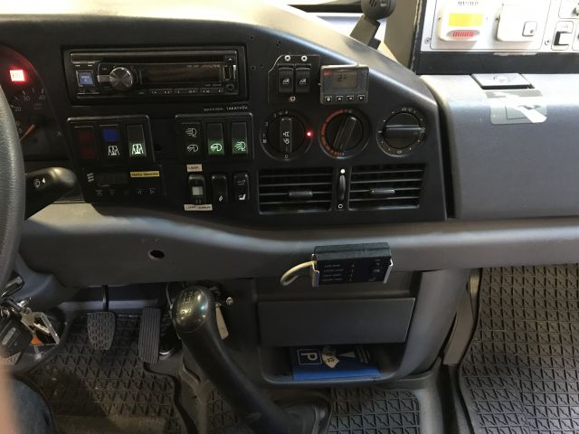 615477-58 Mercedes-Benz 412 D Sprinter truck - No reserve!