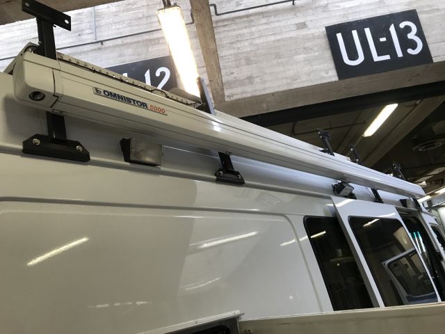 615477-11 Mercedes-Benz 412 D Sprinter truck - No reserve!