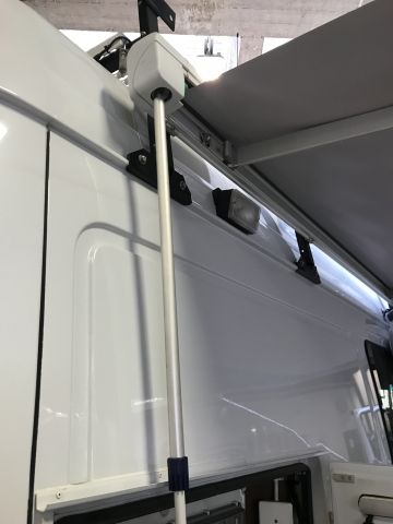 615477-9 Mercedes-Benz 412 D Sprinter truck - No reserve!