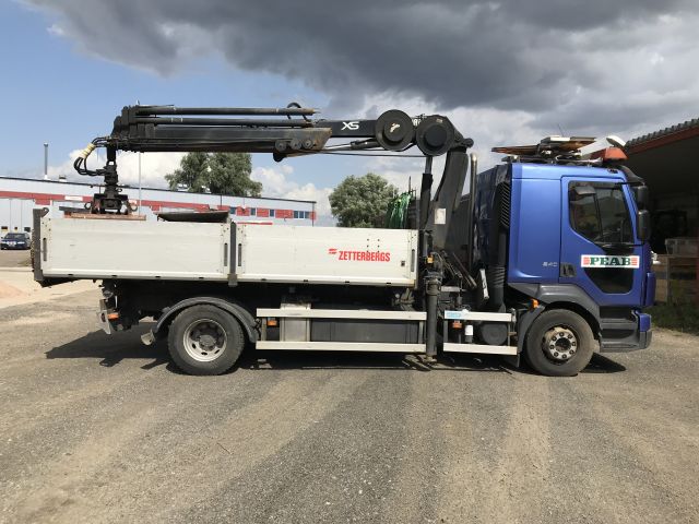 615790-4 Crane truck Volvo FLL 240 (Hiab XS 111 HiDuo) - 2007