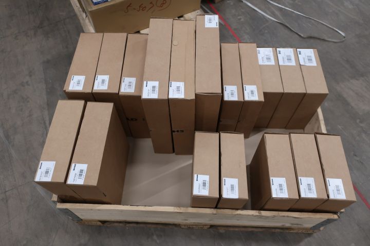 615223-2 Assortment with brackets for side bags and top boxes SHAD