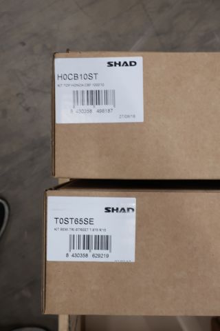 615223-5 Assortment with brackets for side bags and top boxes SHAD