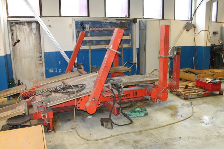 616092-1 Bench Autorobot III with accessories