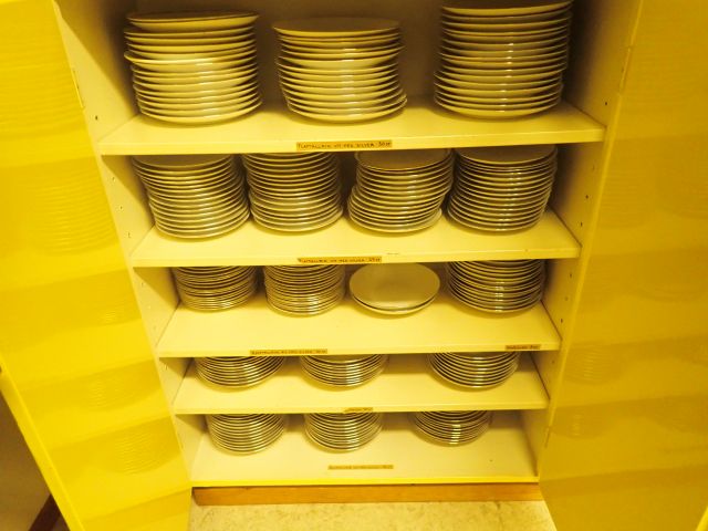 598970-1 Larger amount with Fat and Assieter