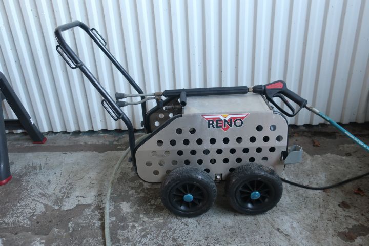 581318-1 High pressure washer, RENO 160/19, 160bar, with wall boom