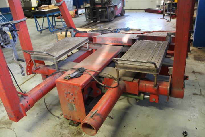 616092-9 Bench Autorobot III with accessories