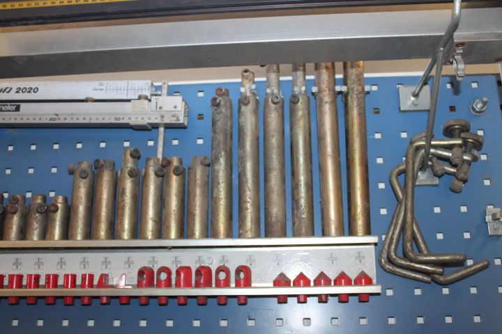 616092-11 Bench Autorobot III with accessories
