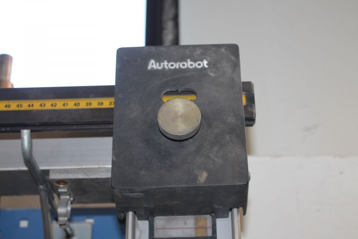 616092-15 Bench Autorobot III with accessories