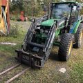 616934-2 Tractor - John Deere 5820 -05