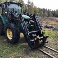 616934-4 Tractor - John Deere 5820 -05