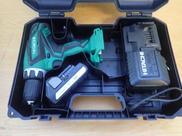 598900-2 Screwdriver HITACHI DS 18DJL