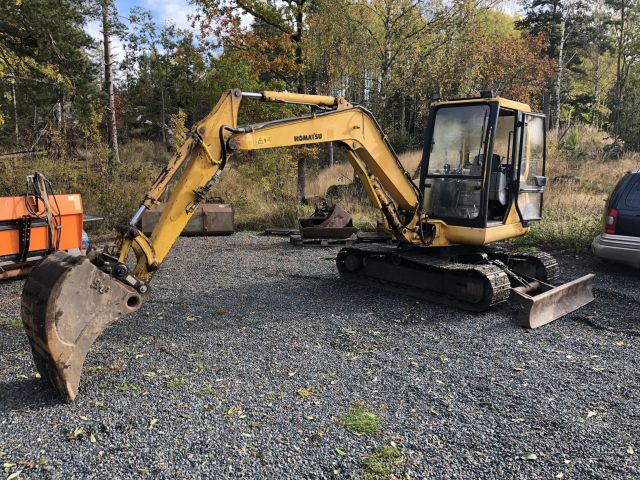 616933-2 Excavator - Komatsu PC-45