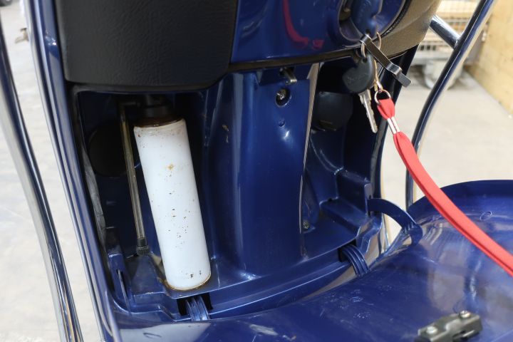 615019-16 Lightweight MC Piaggio ET4 125cc -04