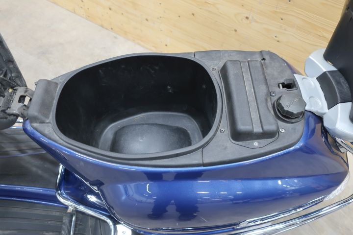 615019-17 Lightweight MC Piaggio ET4 125cc -04