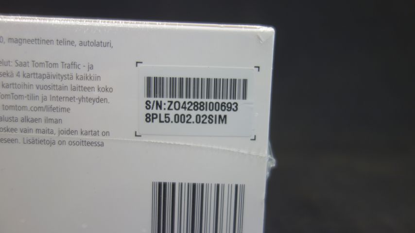 616941-3 TomTom Go 5200 5 "