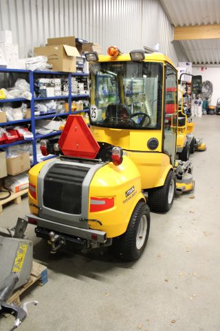 619543-5 Utility carrier Stiga Titan 32H with accessories