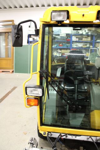 619543-11 Utility carrier Stiga Titan 32H with accessories