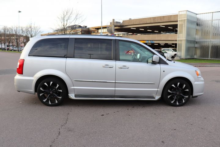 614298-6 Chrysler Grand Voyager 3.6 V6 287hp -11 "7 seater"