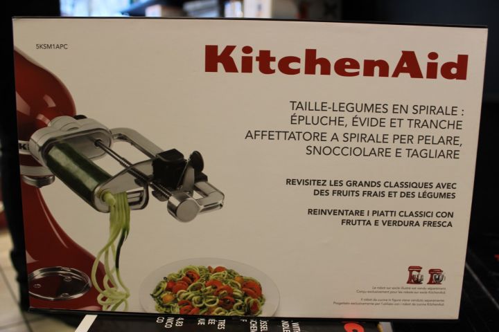 615551-8 Matberedare KitchenAid Artisan Mini 5KSM3311 med diverse extra tillbehör