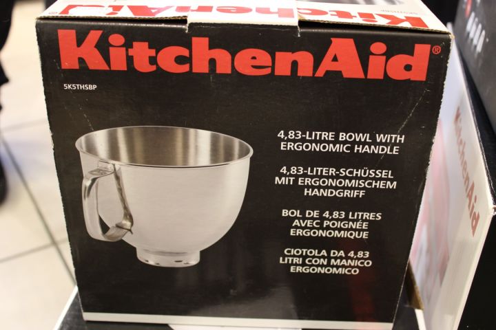 615551-10 Matberedare KitchenAid Artisan Mini 5KSM3311 med diverse extra tillbehör