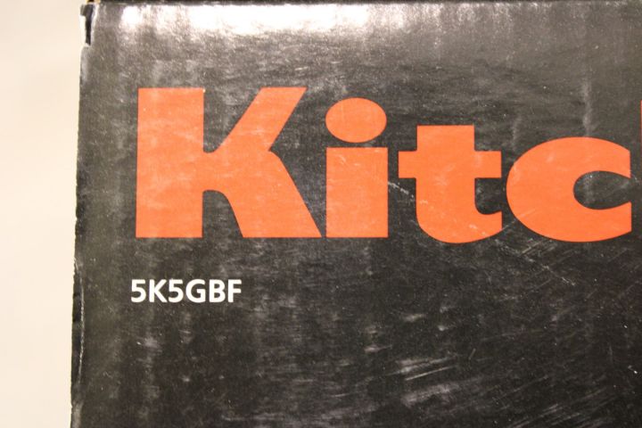 615551-12 Matberedare KitchenAid Artisan Mini 5KSM3311 med diverse extra tillbehör