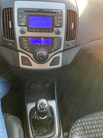 560442-14 Hyundai i30 1.6 CRDi 5 dr, 4450 km, new text about tax