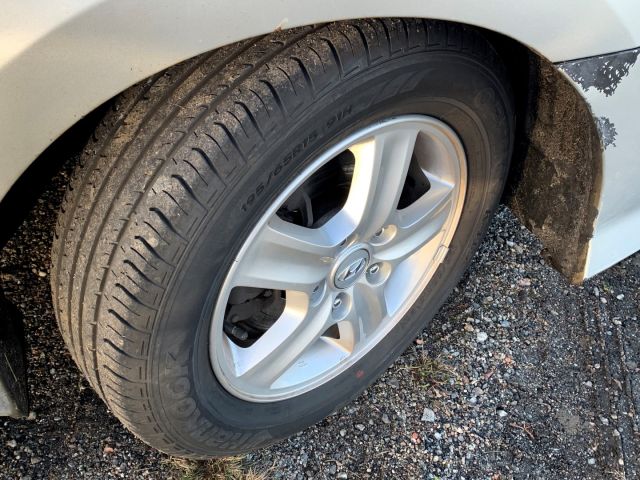 560442-20 Hyundai i30 1.6 CRDi 5 dr, 4450 km, new text about tax