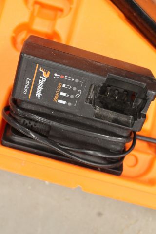 618941-6 Nail machine Paslode IM90CI Lithium with charger