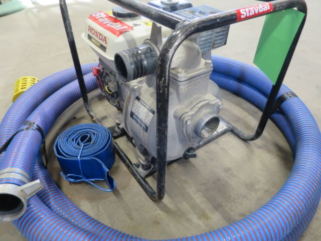 377682-2 Water pump with hose