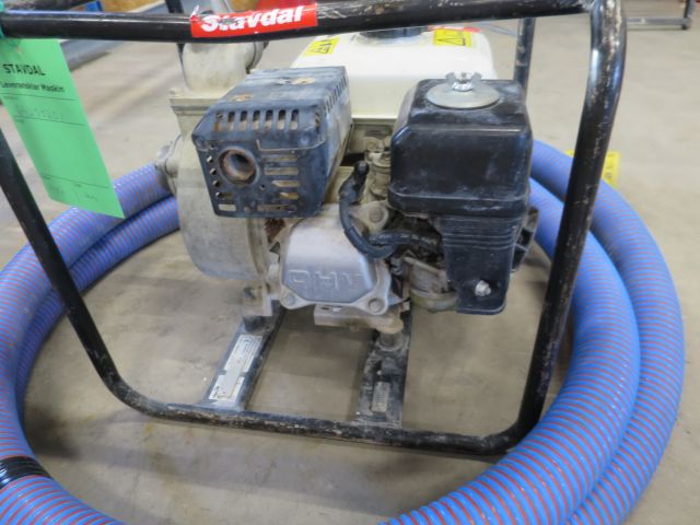 377682-6 Water pump with hose