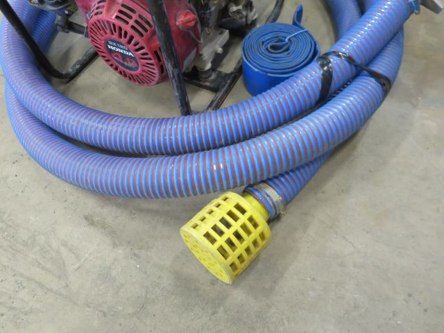 377682-7 Water pump with hose