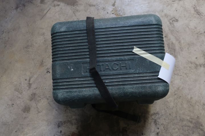 581333-8 Circular saw, Hitachi C 6BU2