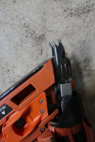 581334-7 Nail machine Paslode IM90CI Lithium with charger