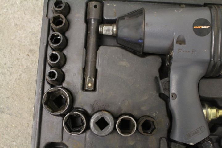 618949-4 Nutcracker Craftomat