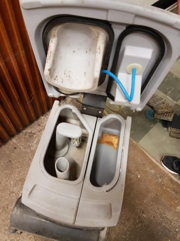 615227-3 Nilfisk Combi scrubber CA 340 (Repair object)