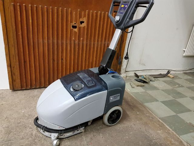 615228-1 Combi scrubber from Nilfisk SC350 (Repair object)