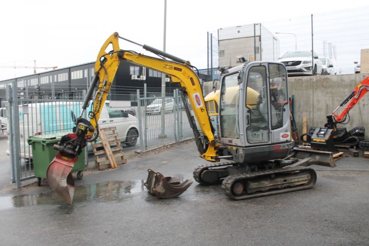 621287-3 Wacker Neuson crawler excavator 38z3 with accessories