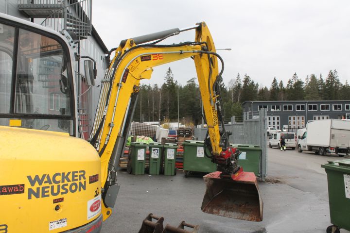 621287-13 Wacker Neuson crawler excavator 38z3 with accessories